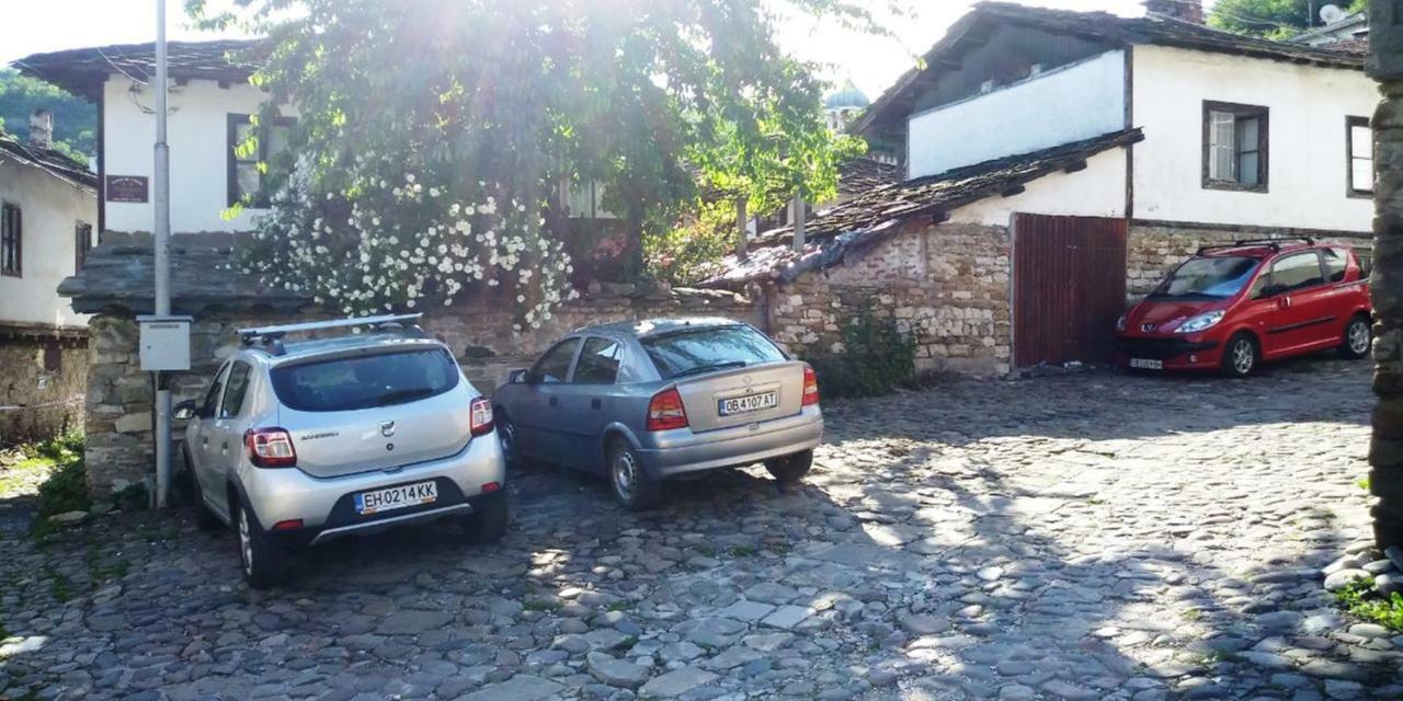 The Tinkov House In โลเวช ภายนอก รูปภาพ